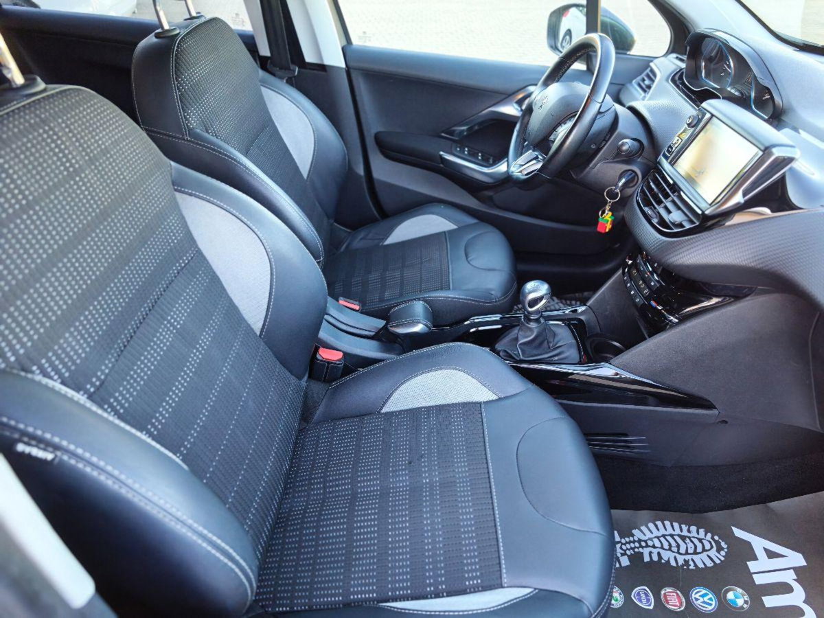 Peugeot 2008 120 S&S Allure (12)