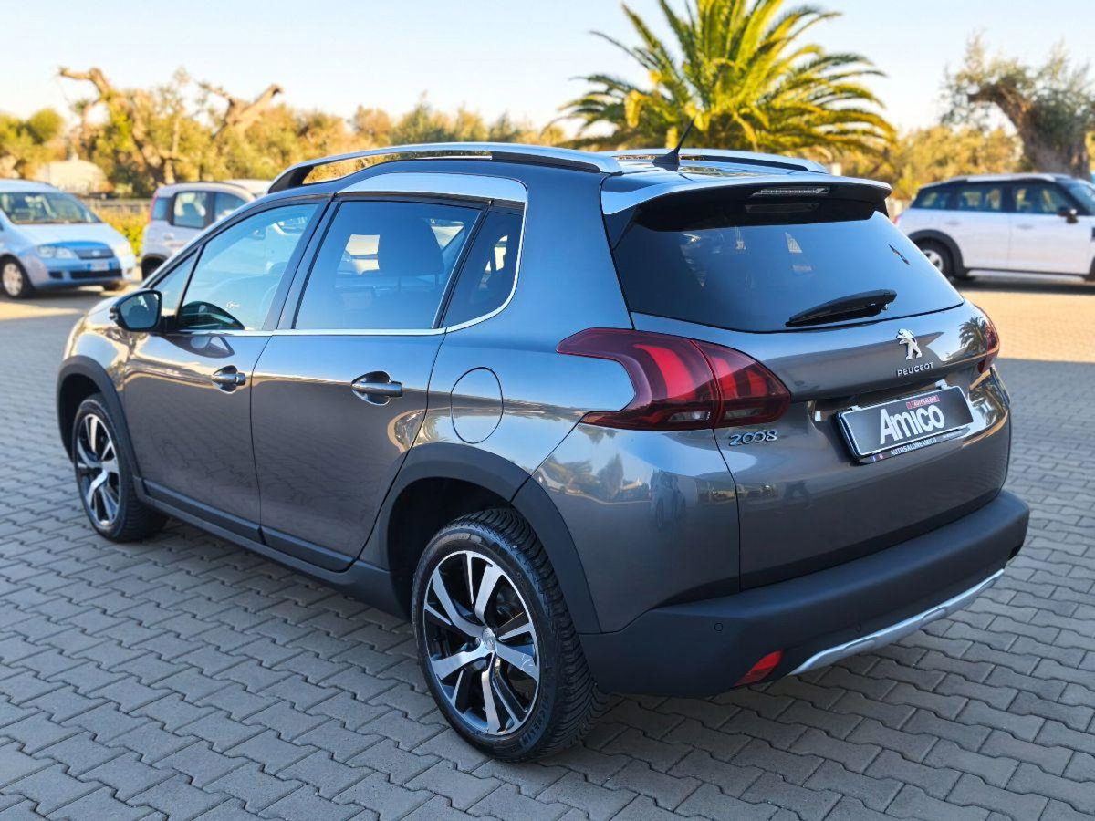 Peugeot 2008 120 S&S Allure (7)