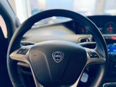 Lancia Ypsilon 1.3 MJT 16V 95 CV 5 porte S&S Silver (10)