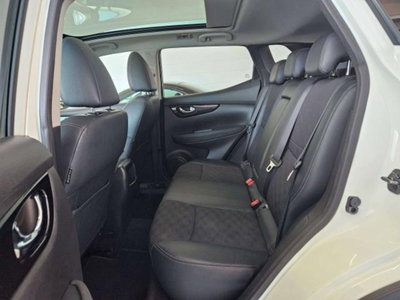 Nissan Qashqai 1.6 dCi DPF Acenta (9)