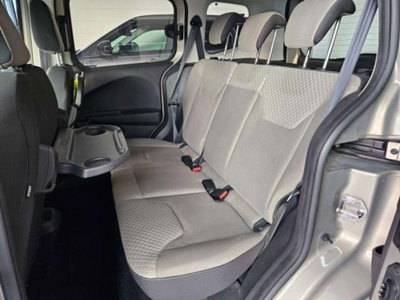 Ford Tourneo Courier 1.6 TDCI 95 CV Titanium (11)