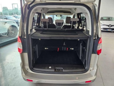 Ford Tourneo Courier 1.6 TDCI 95 CV Titanium (13)
