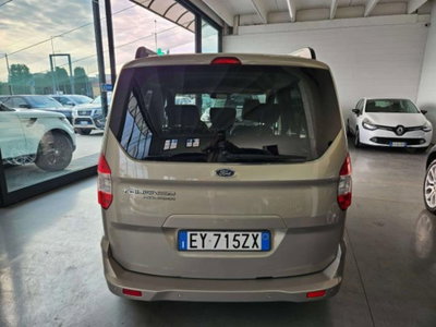 Ford Tourneo Courier 1.6 TDCI 95 CV Titanium (5)