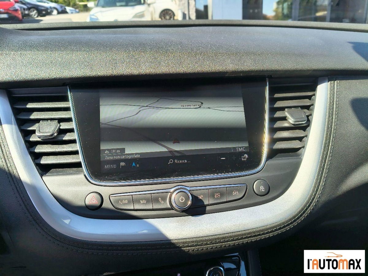 Opel Grandland X 1.5 diesel Ecotec Start&Stop Business (9)