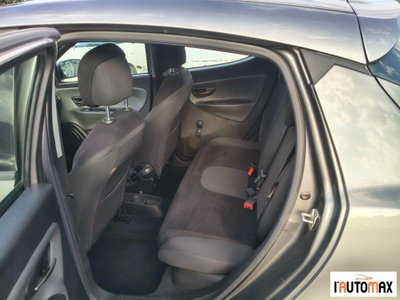 Lancia Ypsilon 1.2 69 CV 5 porte Silver (12)