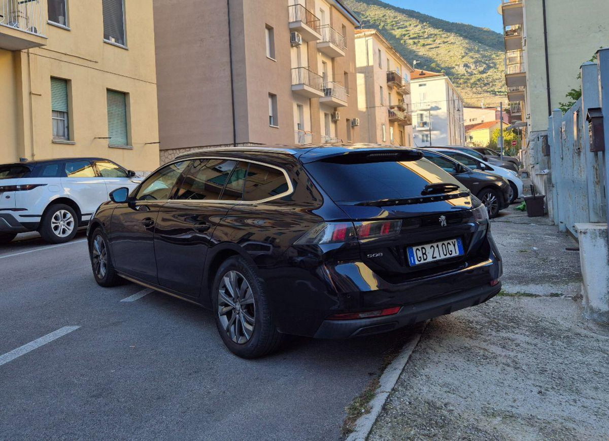 Peugeot 508 SW BlueHDi 130 Stop&Start Active (7)