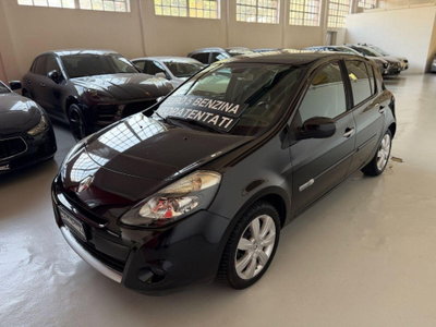 Renault Clio 1.2 16V TCE 100CV 5 porte Luxe usata