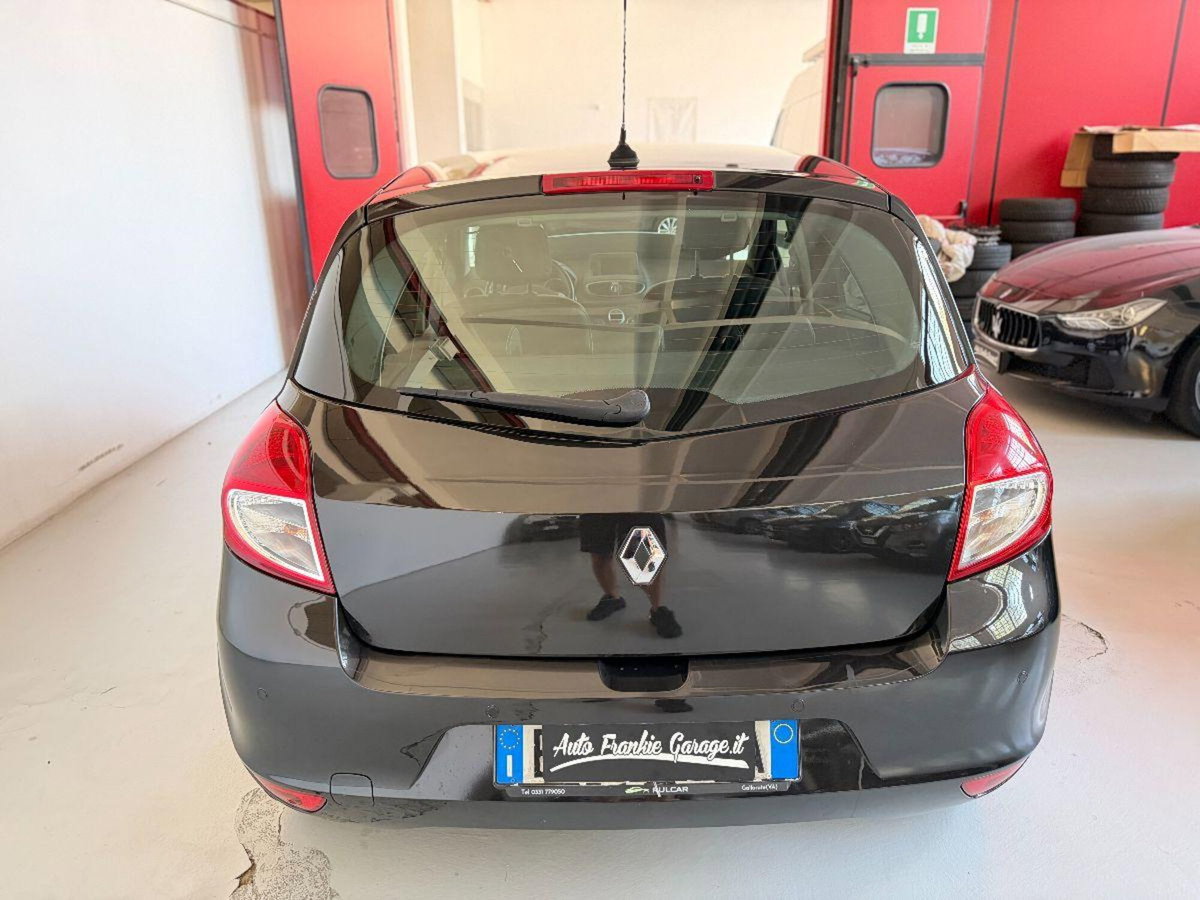 Renault Clio 1.2 16V TCE 100CV 5 porte Luxe (11)