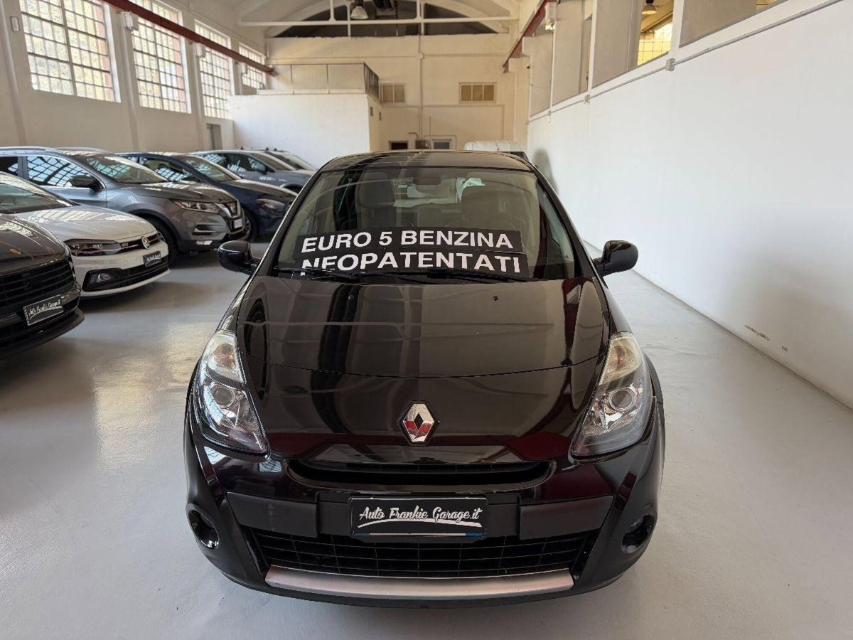 Renault Clio 1.2 16V TCE 100CV 5 porte Luxe (2)