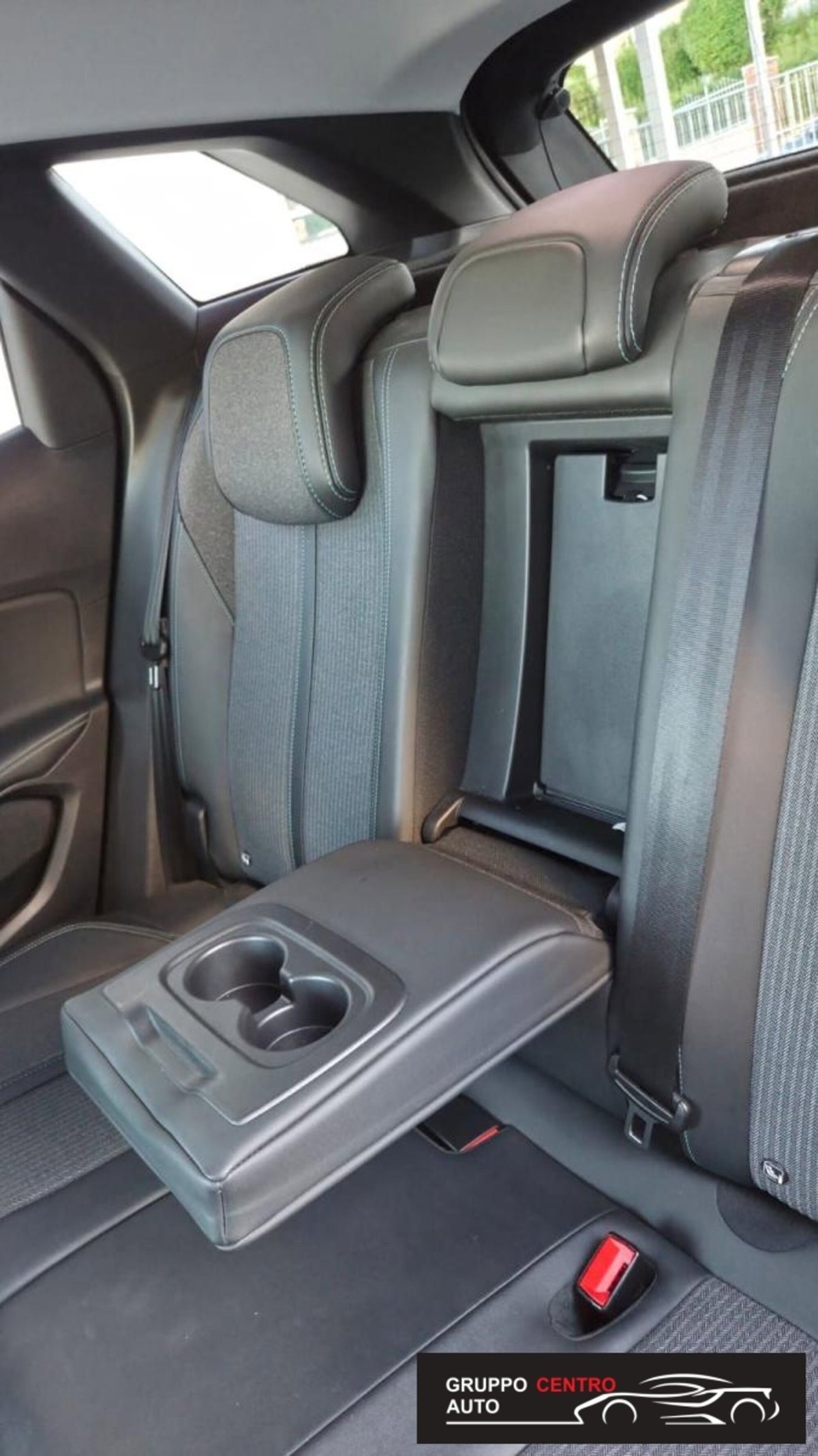 Peugeot 3008 BlueHDi 130 S&S EAT8 Allure Pack (17)