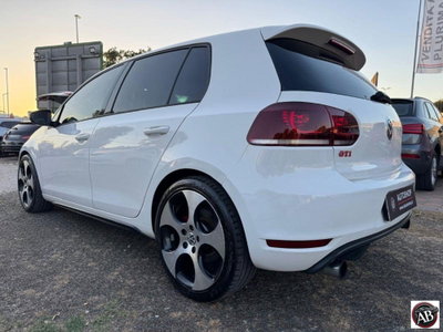Volkswagen Golf 2.0 TSI 5p. GTI (15)