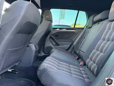 Volkswagen Golf 2.0 TSI 5p. GTI (19)