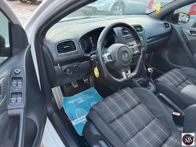 Volkswagen Golf 2.0 TSI 5p. GTI (4)