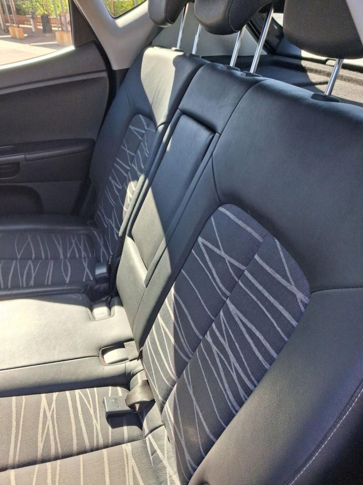 Kia Venga 1.6 CRDi VGT TX (11)