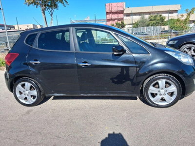 Kia Venga 1.6 CRDi VGT TX (4)