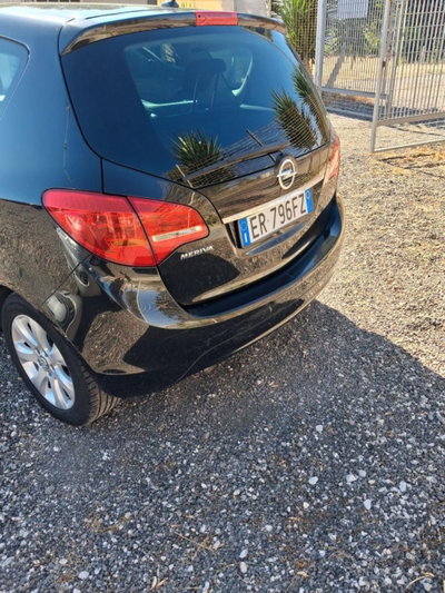 Opel Meriva 1.4 Turbo 120CV GPL Tech Cosmo (4)