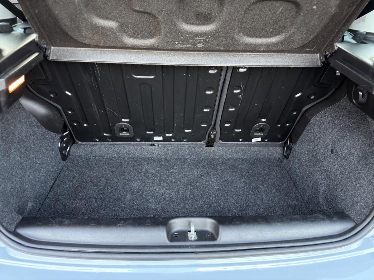 Fiat Panda 1.0 FireFly S&S Hybrid City Cross (14)