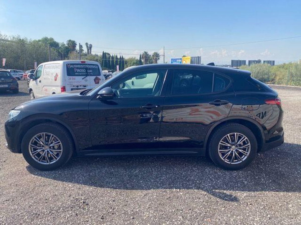 Alfa Romeo Stelvio Stelvio 2.2 Turbodiesel 160 CV AT8 RWD Rosso Edizione (5)