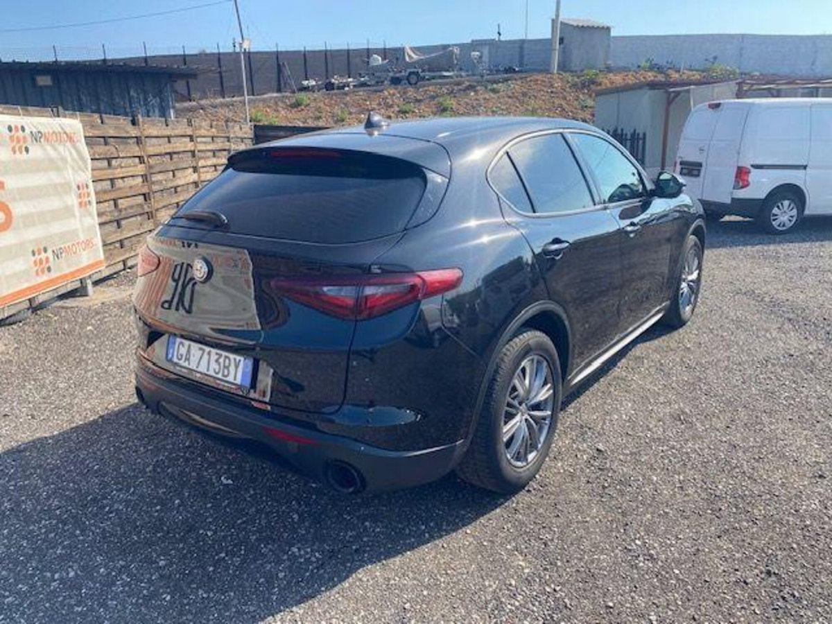 Alfa Romeo Stelvio Stelvio 2.2 Turbodiesel 160 CV AT8 RWD Rosso Edizione (6)