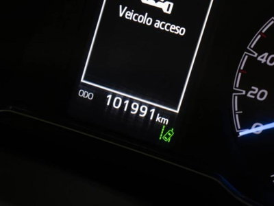 Toyota Yaris 1.5 Hybrid 5 porte Y20 Bitone (10)