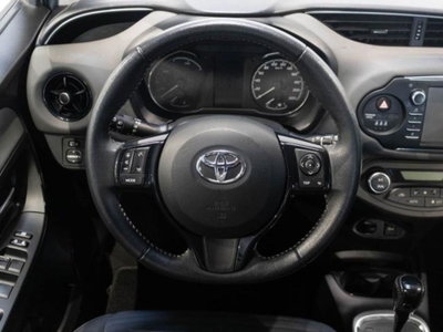 Toyota Yaris 1.5 Hybrid 5 porte Y20 Bitone (12)