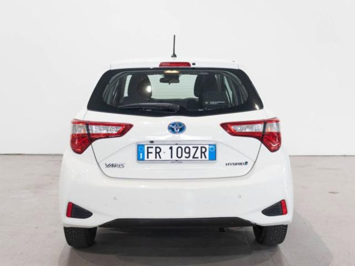 Toyota Yaris 1.5 Hybrid 5 porte Y20 Bitone (4)
