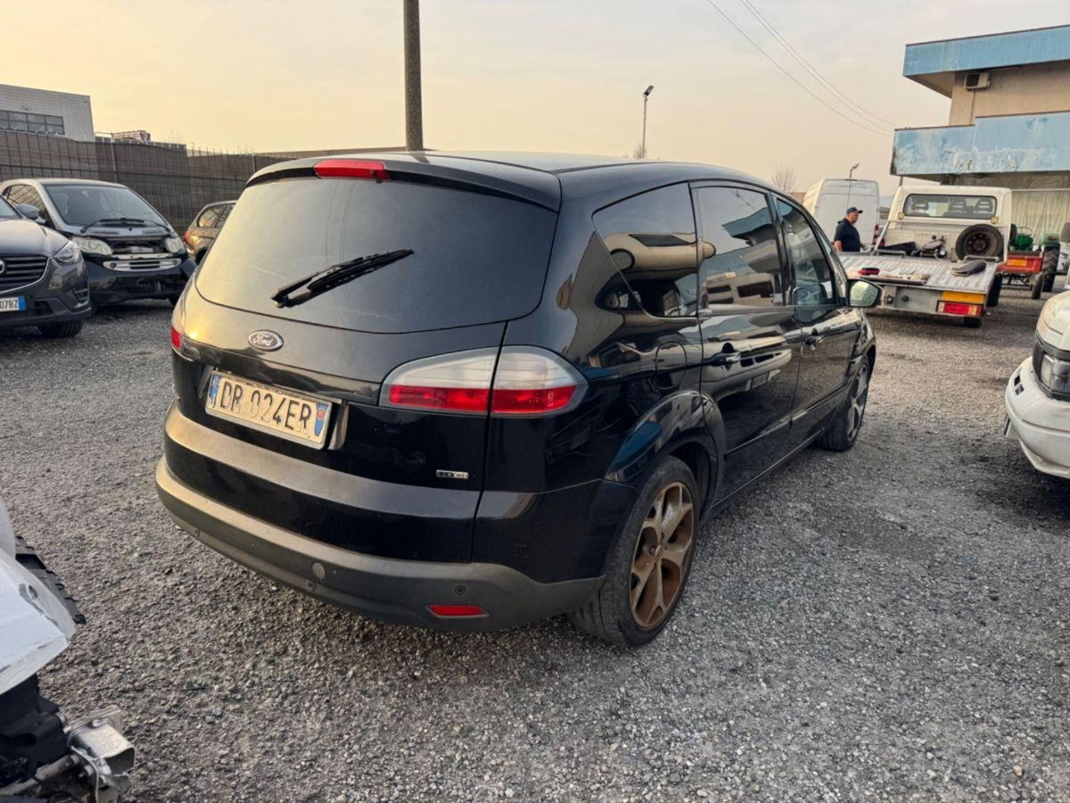 Ford S-Max 2.0 TDCi 140CV Titanium DPF (4)