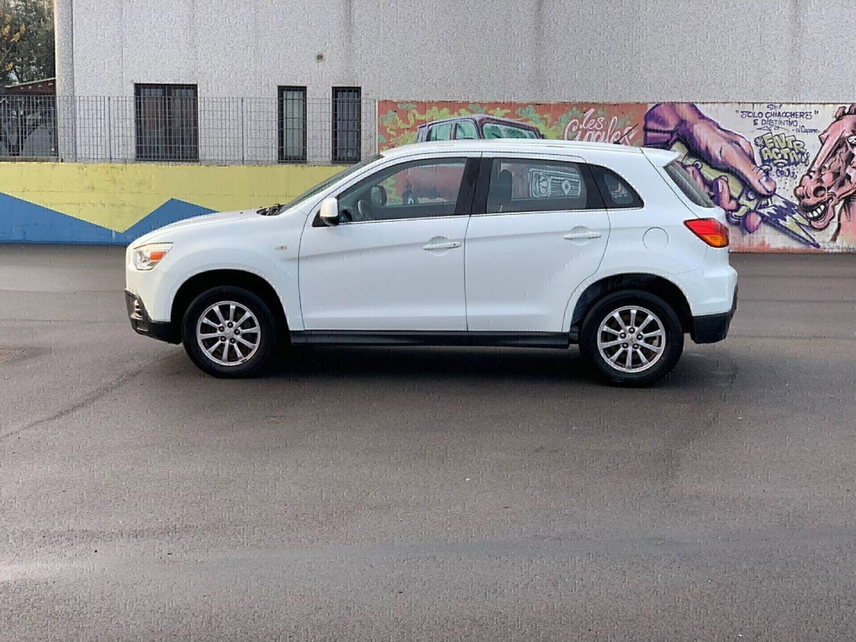Mitsubishi ASX 1.8 DI-D 150 CV 4WD Intense Panoramic (14)