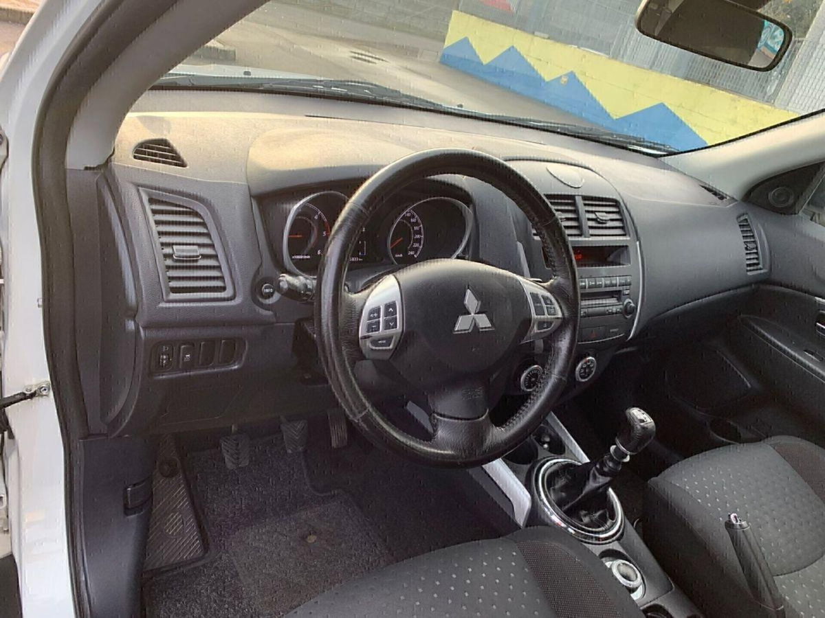 Mitsubishi ASX 1.8 DI-D 150 CV 4WD Intense Panoramic (6)