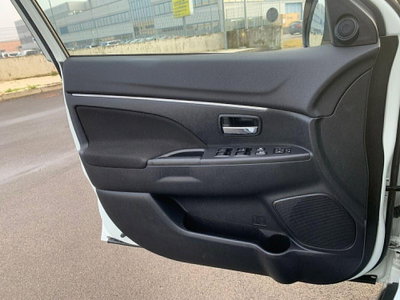 Mitsubishi ASX 1.8 DI-D 150 CV 4WD Intense Panoramic (7)