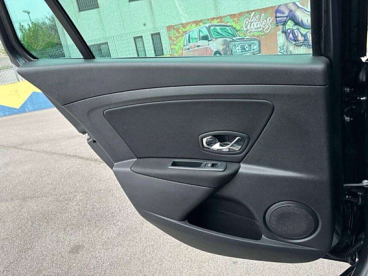 Renault Mégane SporTour 1.5 dCi 110CV SporTour Wave (12)