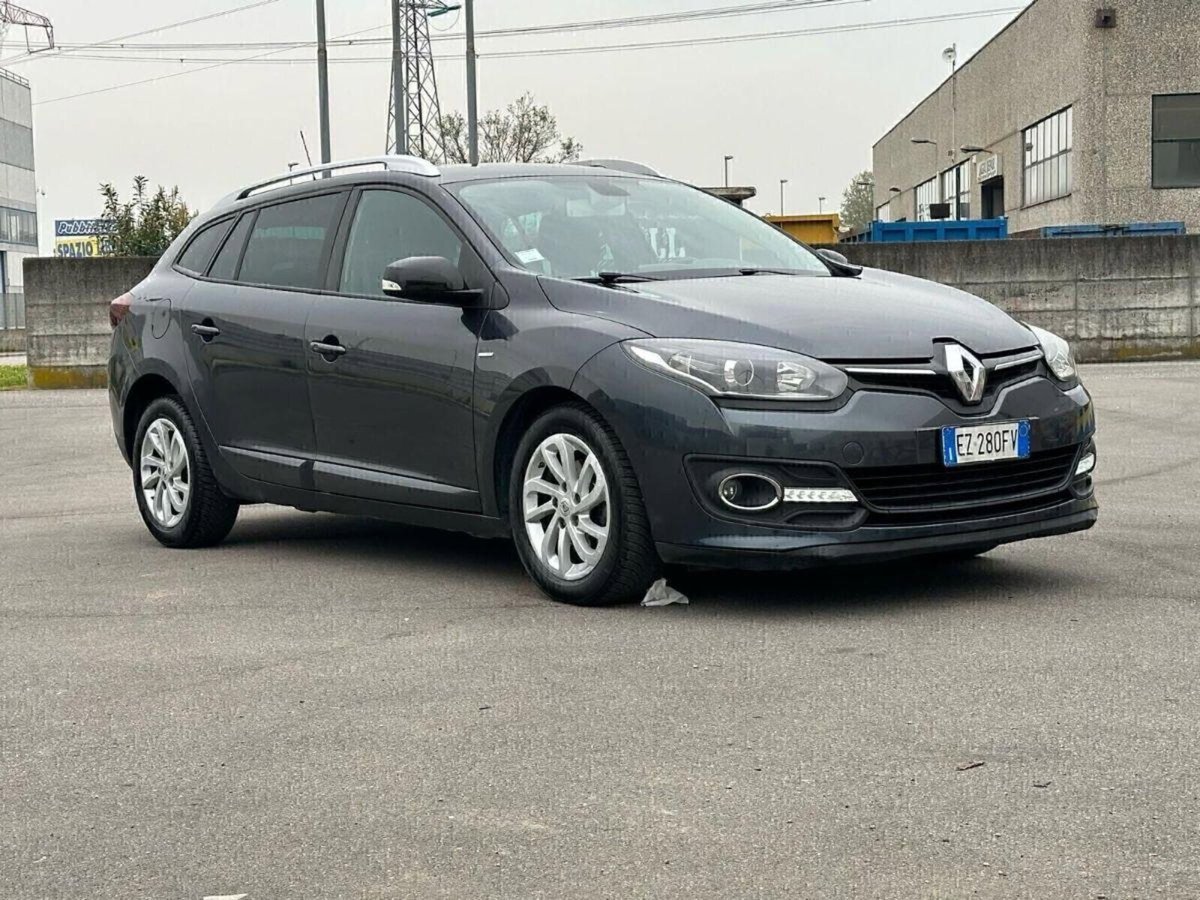 Renault Mégane SporTour 1.5 dCi 110CV SporTour Wave (2)