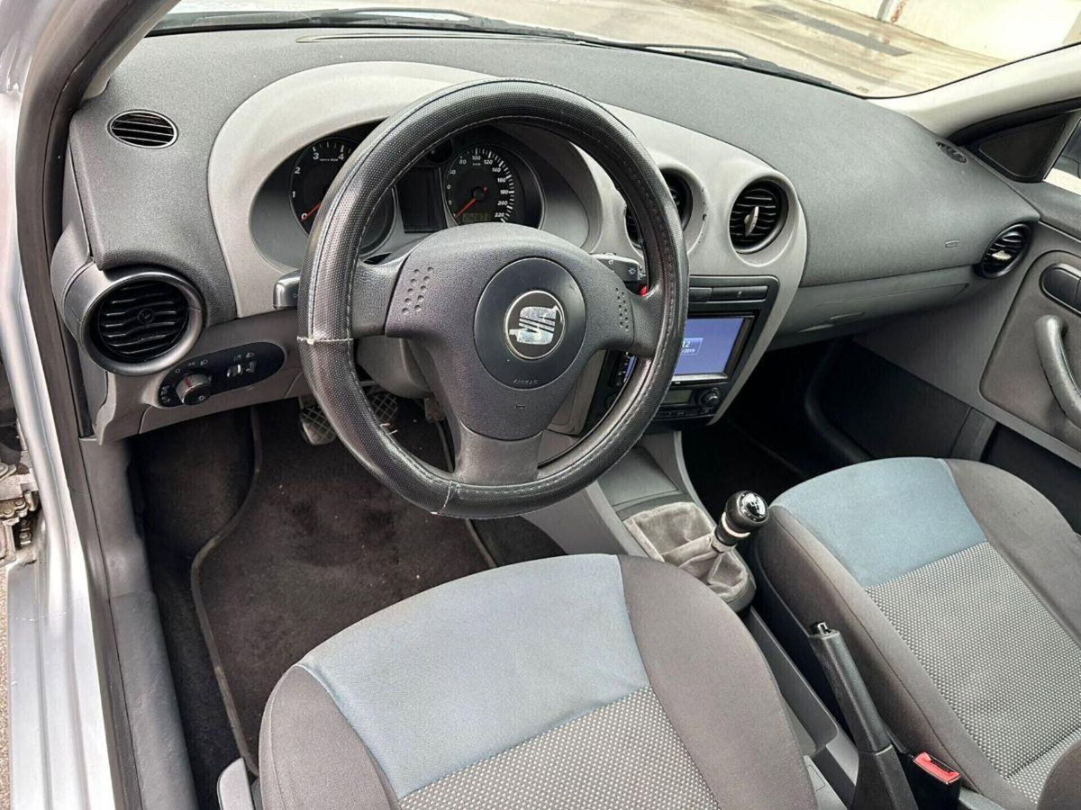 SEAT Ibiza 1.4 16V 5p. Xplod (10)