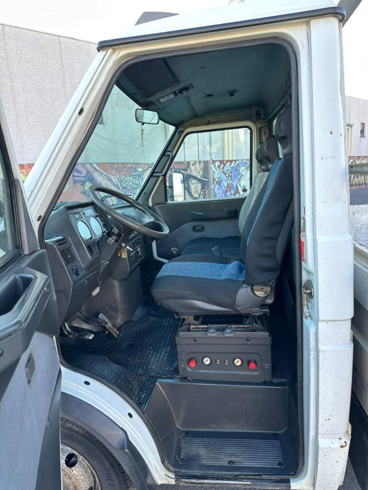 Iveco Daily Telaio 35.12 2.8 TDI PC Cabinato Classic (5)