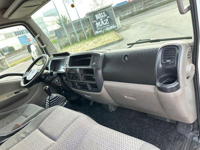 Nissan Cabstar 35.15 3.0 TDI PL-RG Cabinato Premium (10)