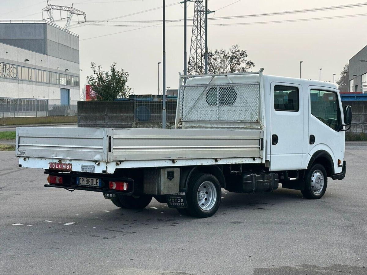 Nissan Cabstar 35.15 3.0 TDI PL-RG Cabinato Premium (3)