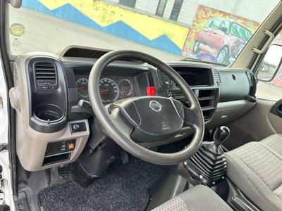 Nissan Cabstar 35.15 3.0 TDI PL-RG Cabinato Premium (7)