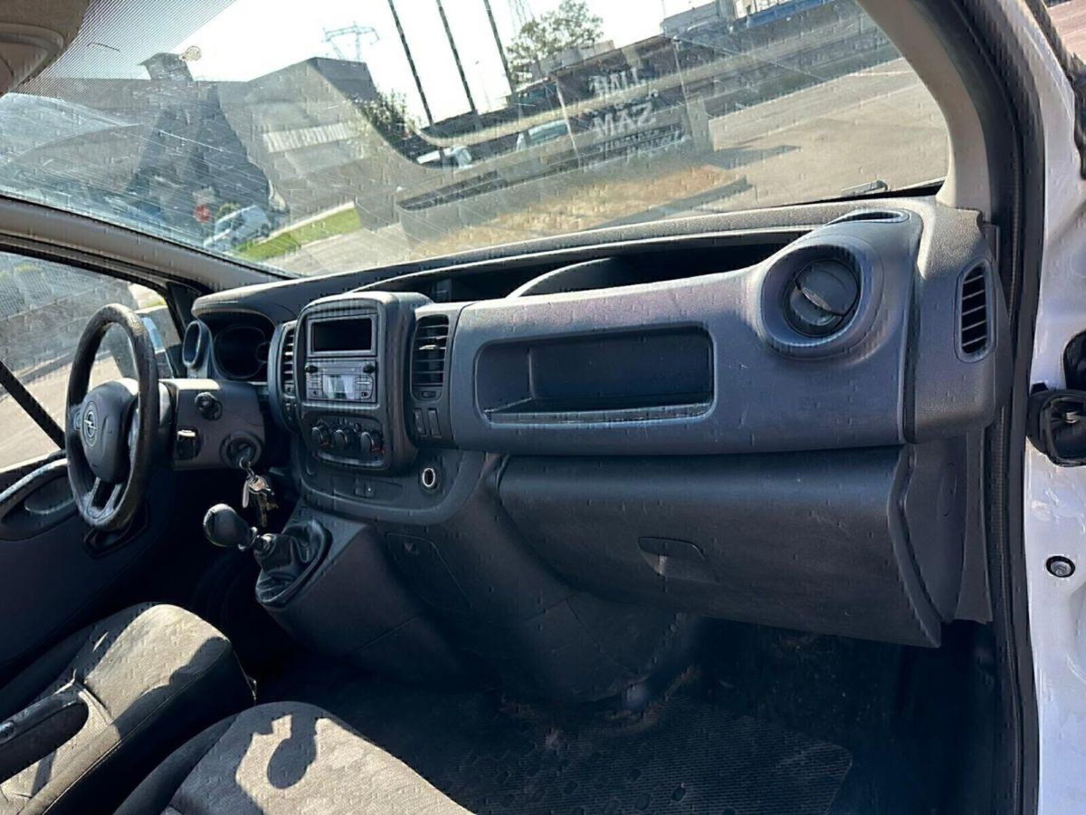 Opel Vivaro Furgone 27 1.6 CDTI 115CV PC-TN Combi (10)