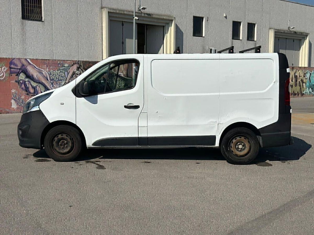 Opel Vivaro Furgone 27 1.6 CDTI 115CV PC-TN Combi (12)