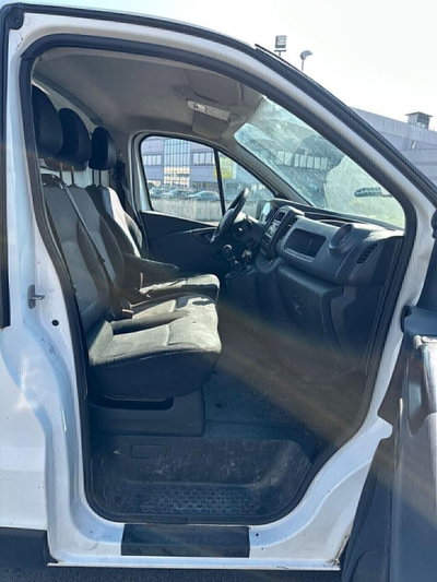 Opel Vivaro Furgone 27 1.6 CDTI 115CV PC-TN Combi (9)