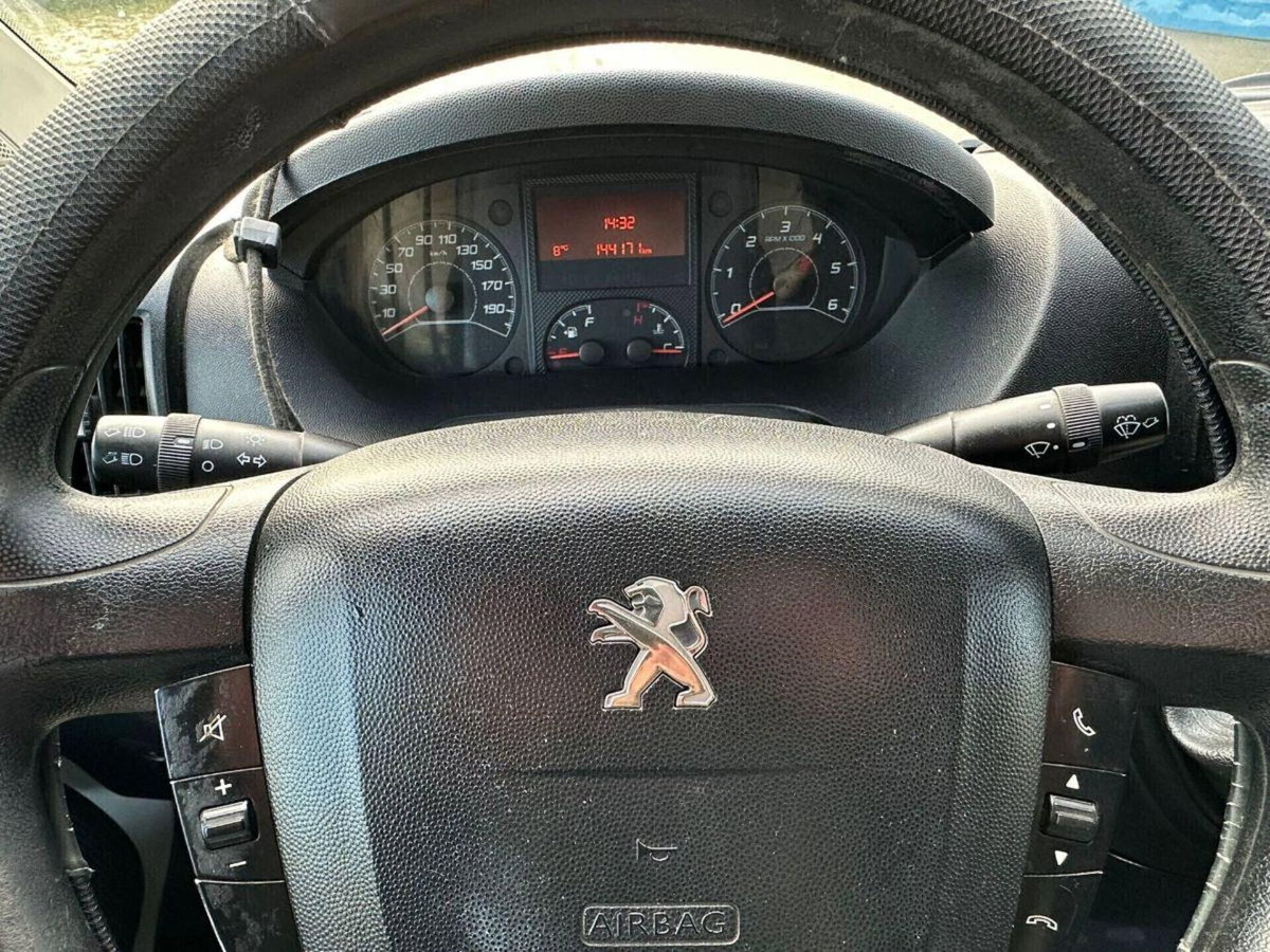 Peugeot Boxer Telaio 335 2.0 BlueHDi 130CV PM-DC Cabinato (8)