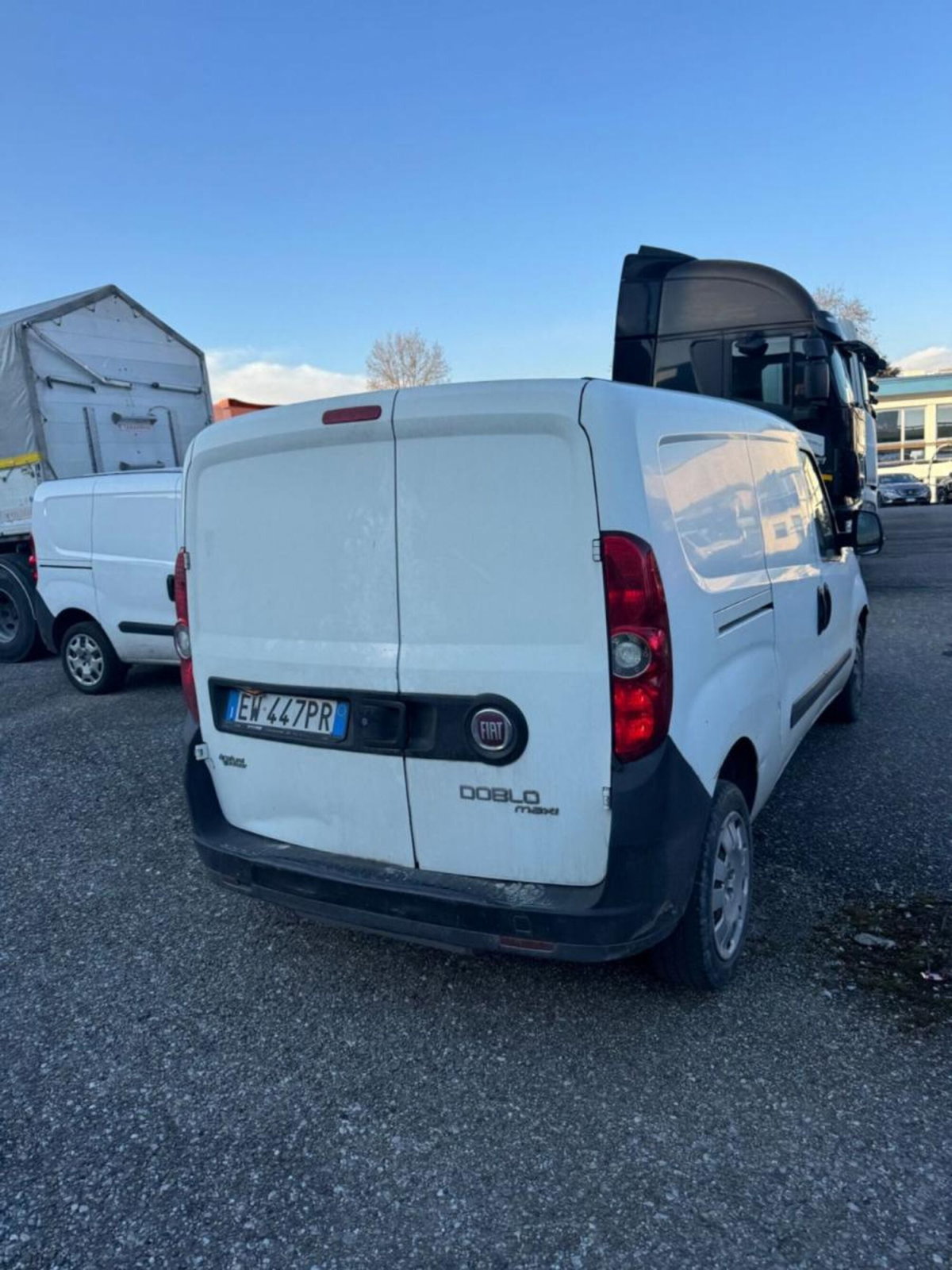 Fiat Doblò Furgone 1.4 T-Jet Natural Power PL-TN Cargo Maxi Lamierato (3)