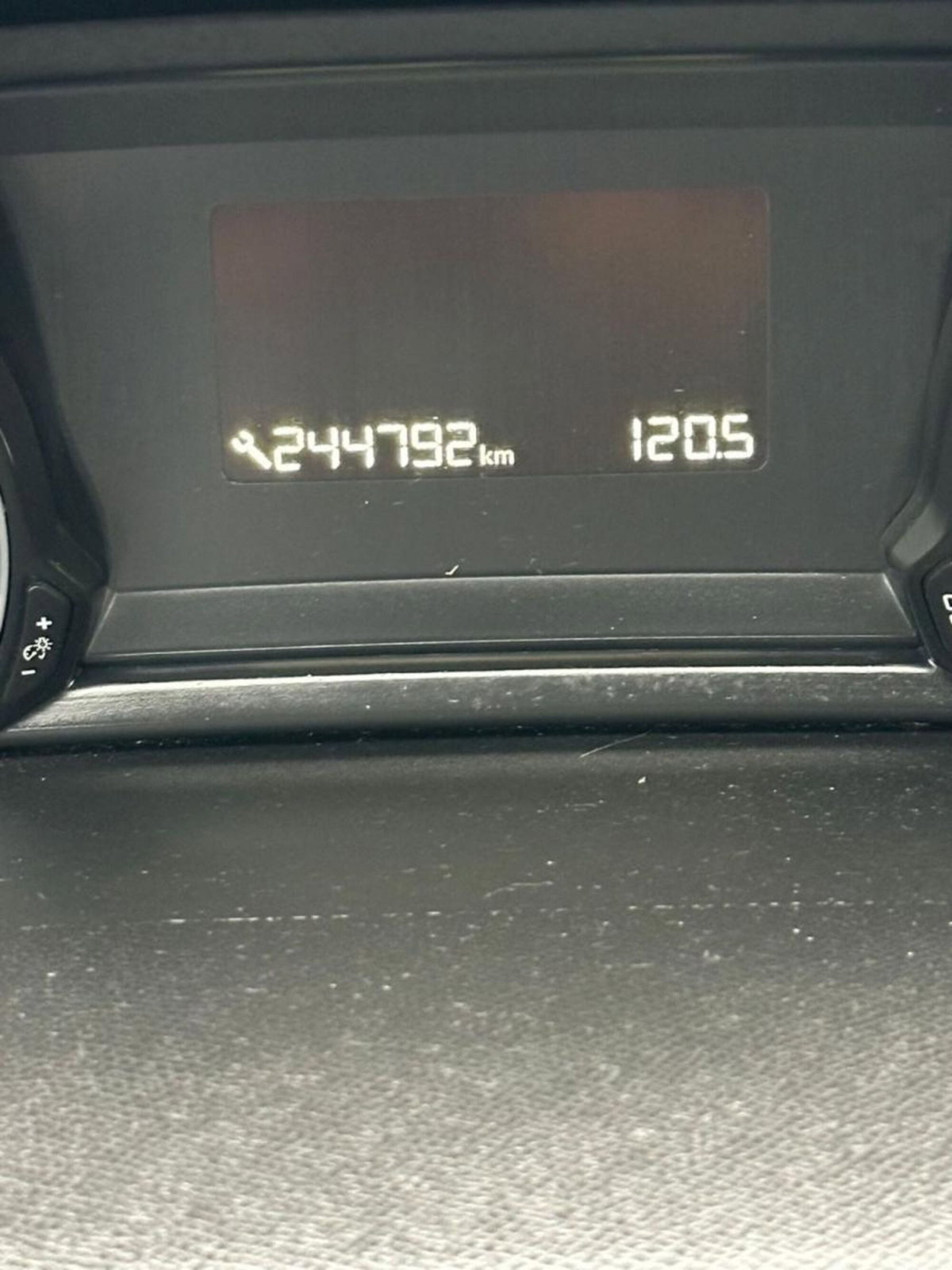 Peugeot 308 BlueHDi 120 S&S EAT6 GT Line (7)