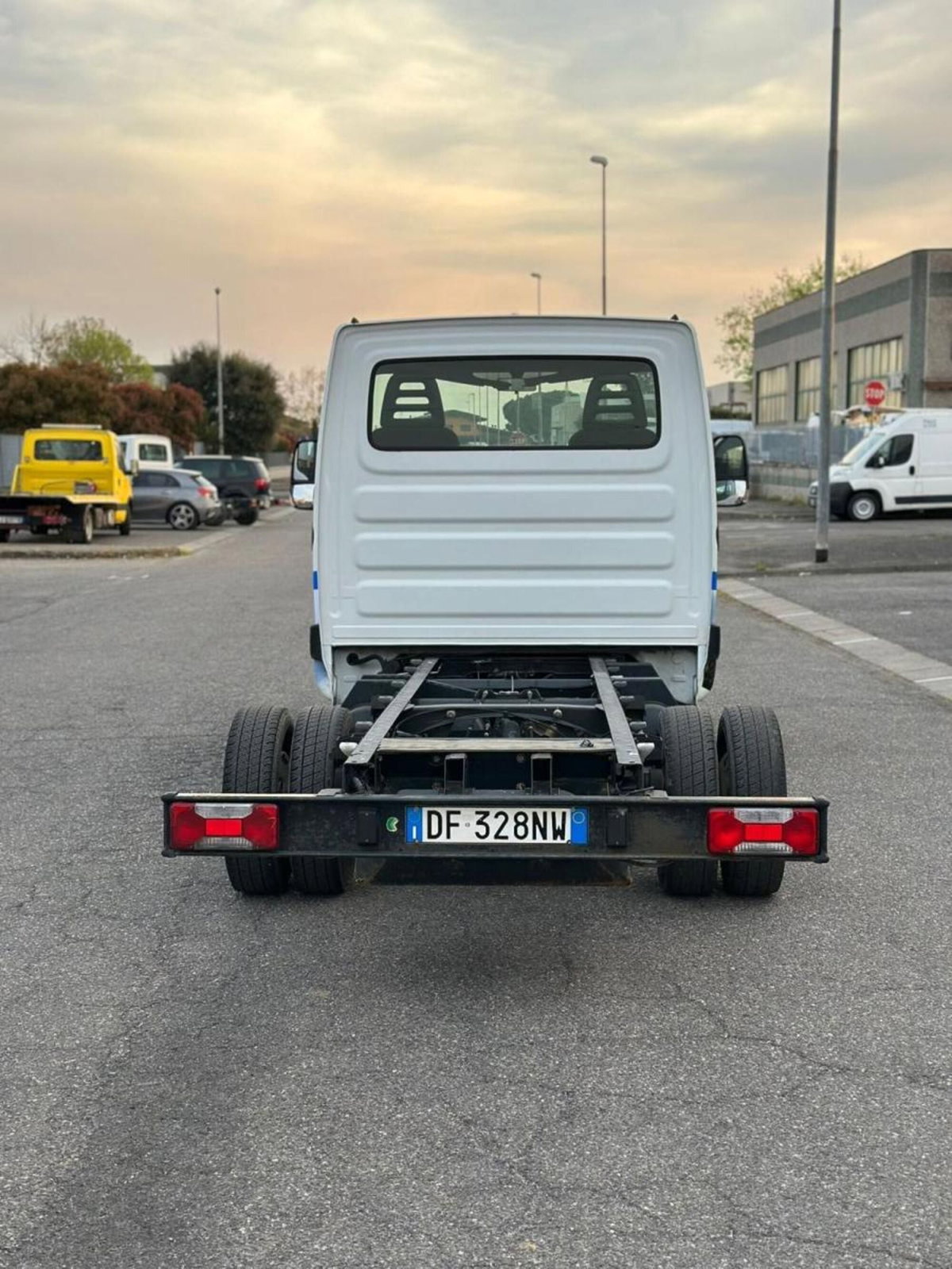 Iveco Daily Telaio 35C14G BarTor3.0 metano PM-RG Cab. (11)
