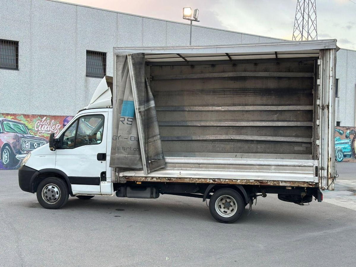 Iveco Daily Telaio 35C17 3.0 HPT PL-RG Cabinato (15)