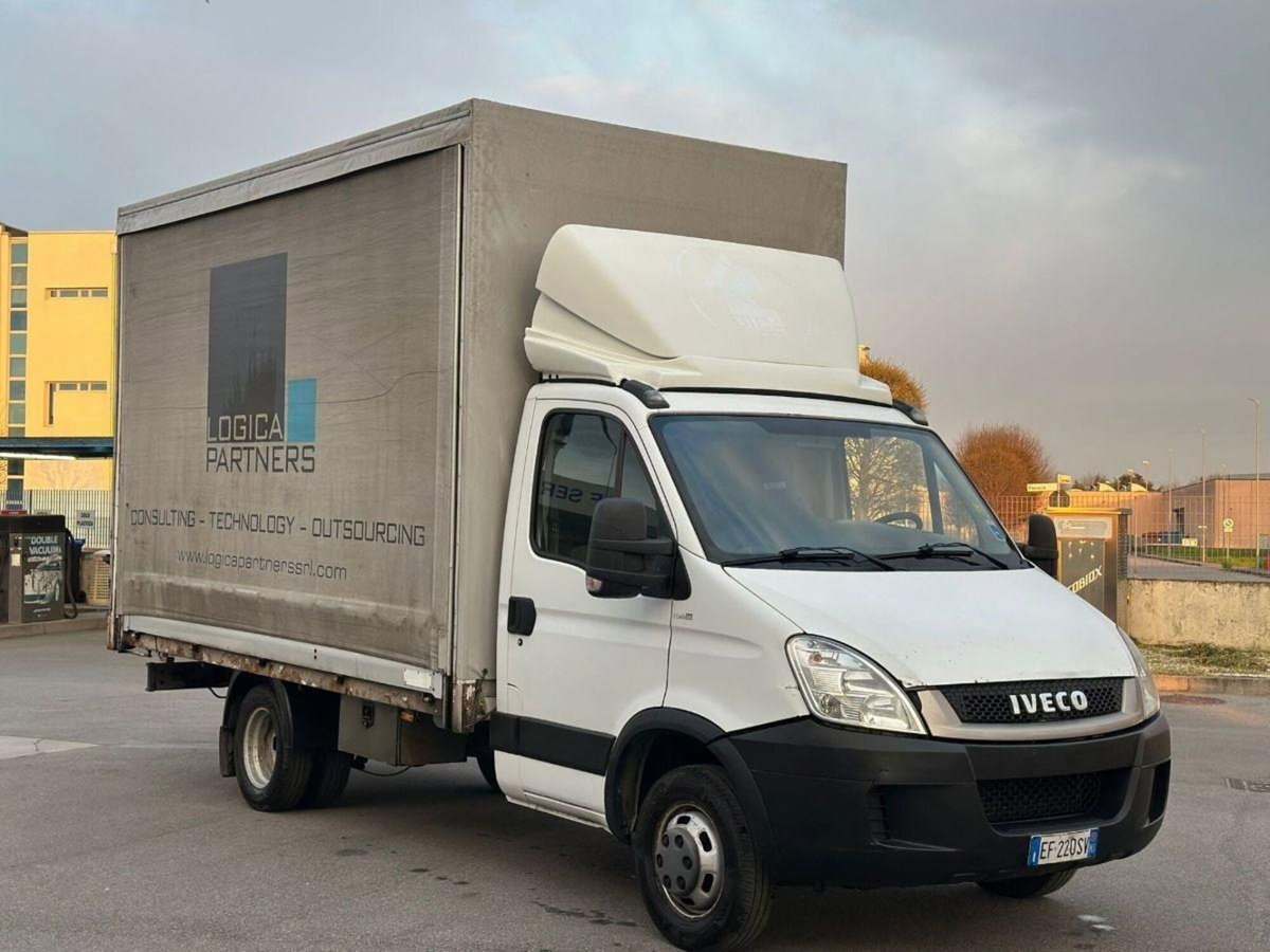 Iveco Daily Telaio 35C17 3.0 HPT PL-RG Cabinato (2)
