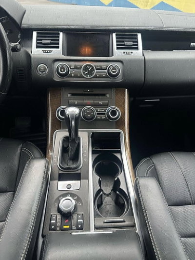 Land Rover Range Rover Sport 3.0 SDV6 Autobiography (8)