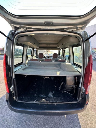 Renault Kangoo 1.9 dCi 4x4 4p. Authentique (13)