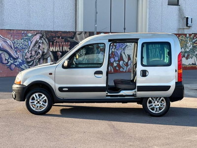 Renault Kangoo 1.9 dCi 4x4 4p. Authentique (14)