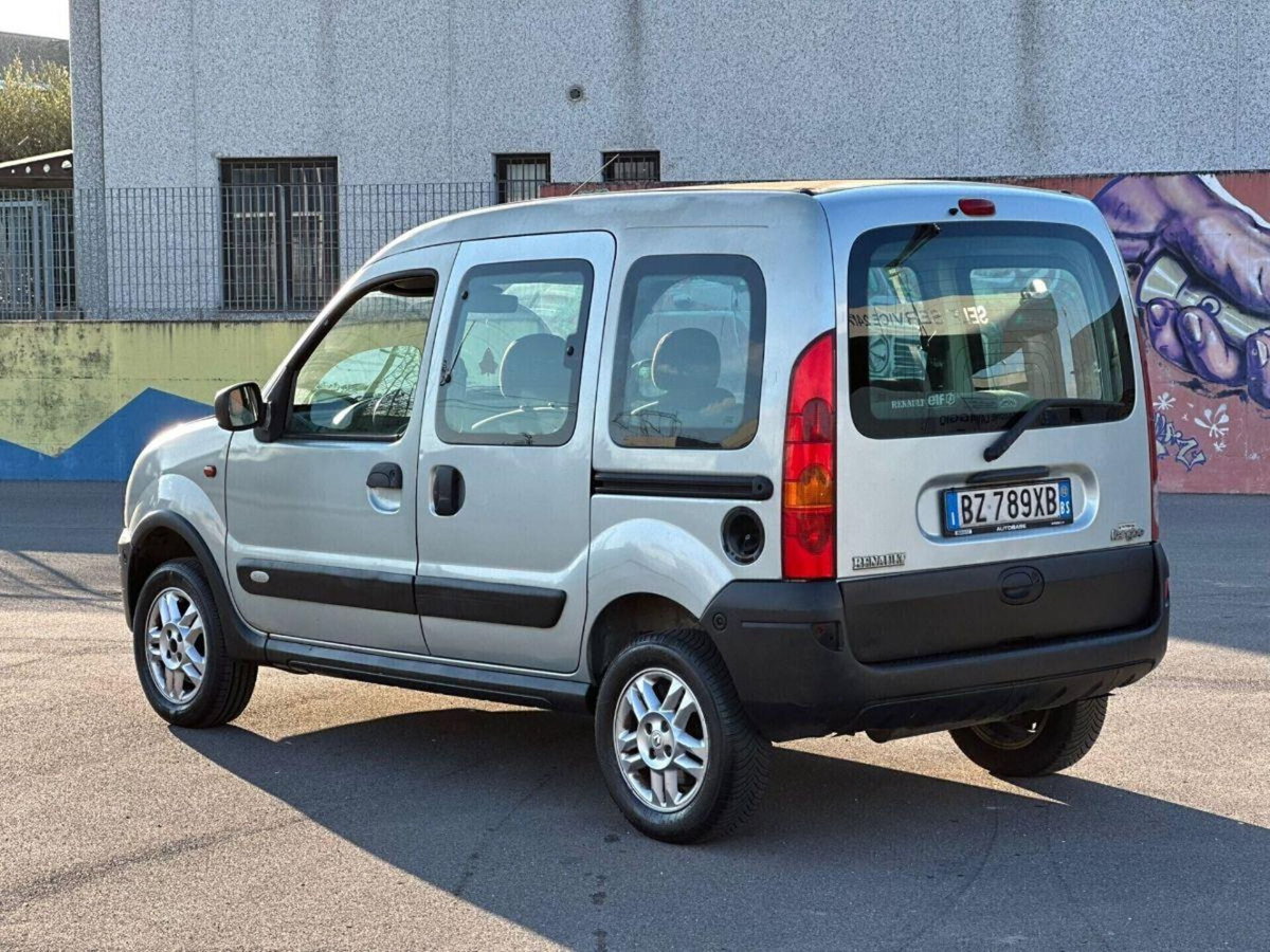 Renault Kangoo 1.9 dCi 4x4 4p. Authentique (4)